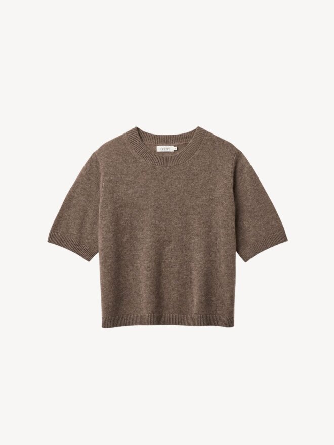 O TAY - LAURA KORTÆRMET STRIK